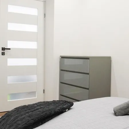 Brand New & Moder Grand Apartment